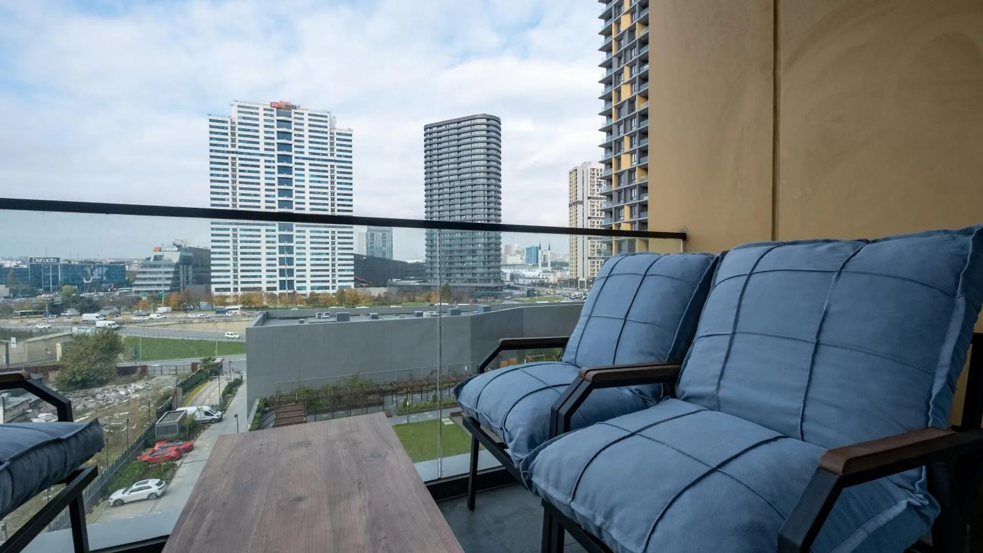 Lux Residence 1 Room 1 Saloon Istanbul Turkey